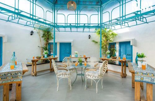 Sholinghur Villa | StayVista at Wellnest Natural Farms 4 hours from bangalore
