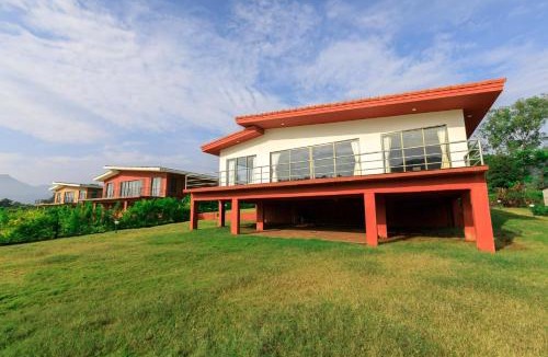 Kurvande Villa | StayVista's Shivom Villa 4 - A Serene Escape with Views of the Valley and Lake