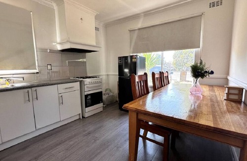 Norlane House | Steps from Train &Beach 2 Mins2 Spirit of Tasmania