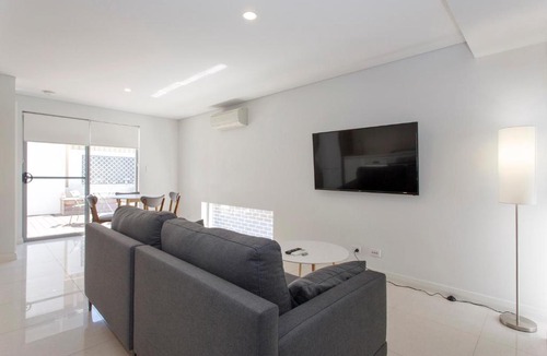 Yokine Apartment | Stirling Apartment 1- Modern Central Apartment