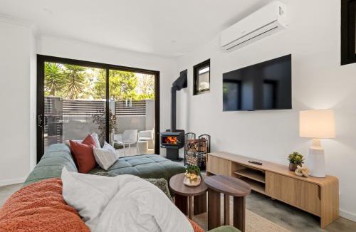 Margaret River Villa | Stone River Villa 2 - Private Escape - Heated Pool