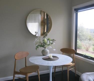 Beechworth Villa | StoneTryst Spa Villas