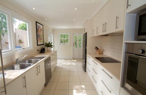 North Hobart House | Strahan House