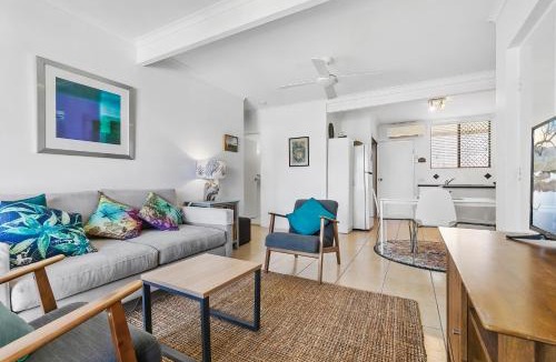 Bongaree Apartment | Strawberry Fields