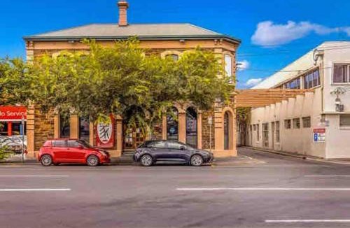 Adelaide Central Business District Apartment | studio 436/247 gouger in the city ex hotel room
