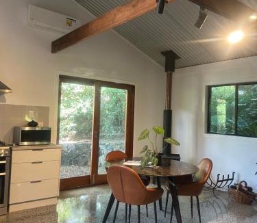 Booroobin House | Studio@Mimburi. Eco-luxe studio and amazing views!