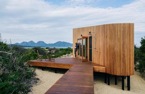 Dolphin Sands House | Studio Tasmania