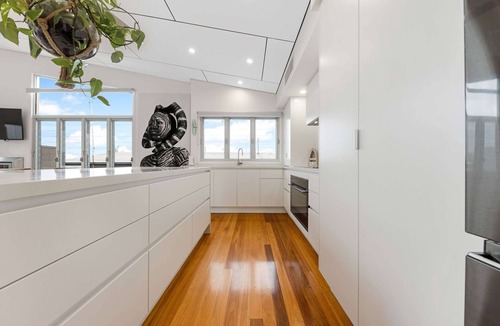 Alexandra Headland House | Stunning Alex Heads Beach House - Pet friendly