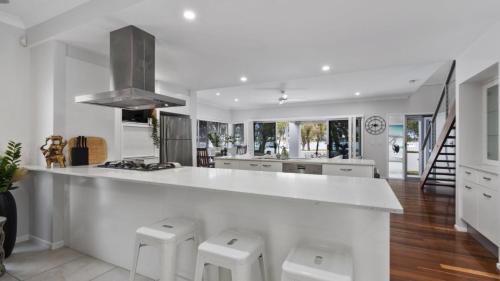 Bellara House | Stunning Home Across From Water
