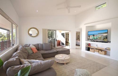 Coolum Beach House | Stunning Home With Spectacular Views