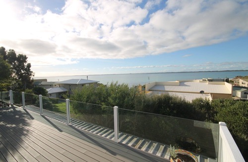 Waterhouse House | Stunning ocean views! FREE WIFI!