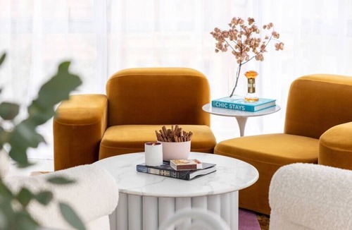 Darlinghurst Apartment | Stunningly Styled 1BR with Parking