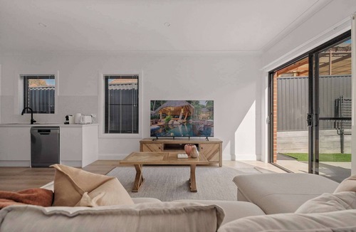 Bathurst Apartment | Stylish Bathurst Apartment Near CBD