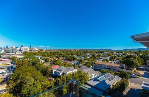 Windsor Apartment | Stylish & spacious 1 BRM king bed apartment