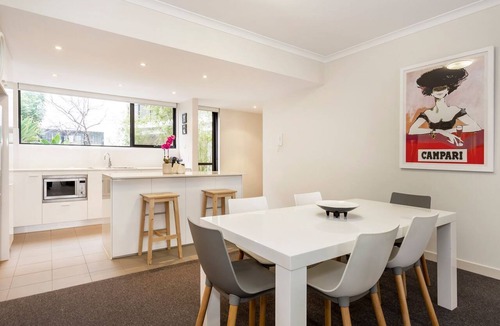 Subiaco Apartment | Subiaco Rooftop on Sheen