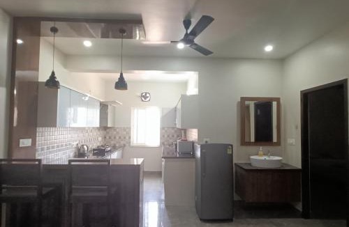 Central Chennai Apartment | Sukrithi Premium Serviced Apartment - F2