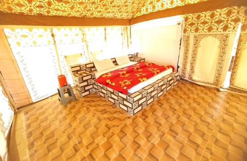 Amar Sagar Pol Other | Summer Desert Camp