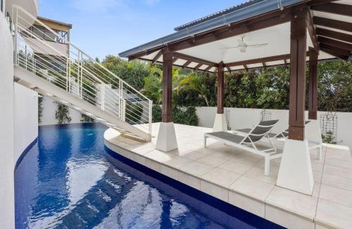 Peregian Beach House | Summer Hillside Retreat