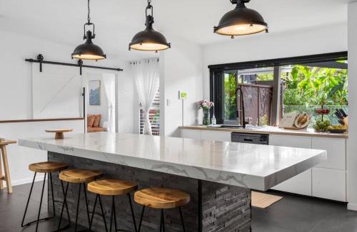 Mount Coolum House | Summit to Sea, Elevated Luxury