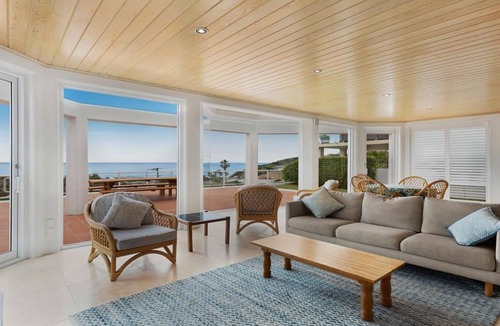 Forster House | Sun, Sand, Beachside house with magical views.