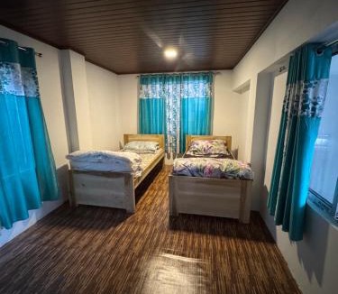 Mirik Bed & Breakfast | Sungava homestay