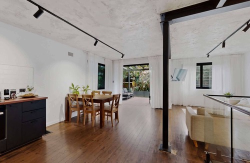 Cronulla Apartment | Sunlit 3-Bed Coastal Stay with Private Deck