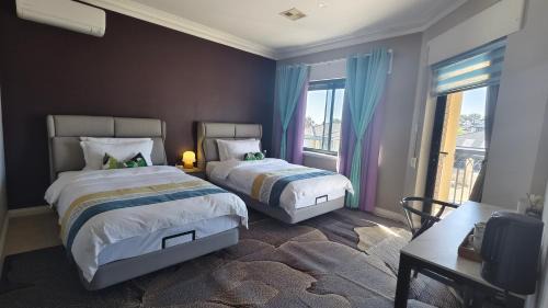 Ocean Reef House | Sunny Ocean View Retreat