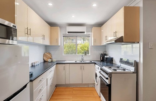 Mosman Park Apartment | Sunny Side Studio - Mosman Park