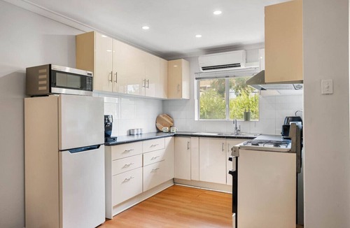Mosman Park Apartment | Sunny Side Studio - Mosman Park