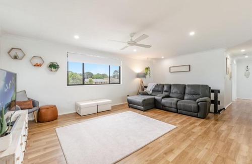 Yamba House | Sunset Waters - Waterfront with Pool - Holiday Yamba