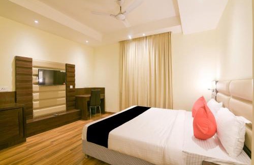 Kalyanpur Hotel | Super Collection O Starlight