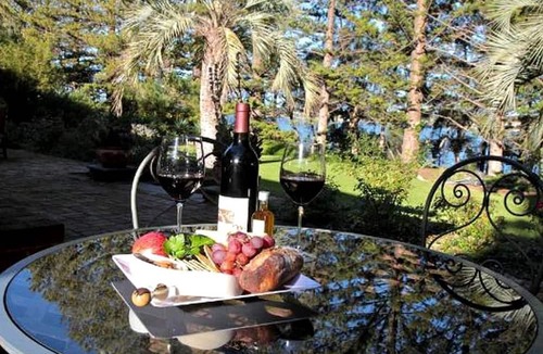 Goolwa North Cabin | Superb Waterfront Cabin Rental on Birks Harbour in Goolwa, South Australia