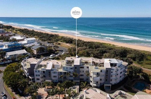 Buddina Apartment | Surfside Buddina Beachfront 3bed Apt - Direct Beach Access