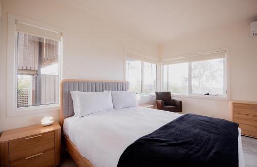 Dodges Ferry Apartment | Surfside House Dodges Ferry coastal retreat