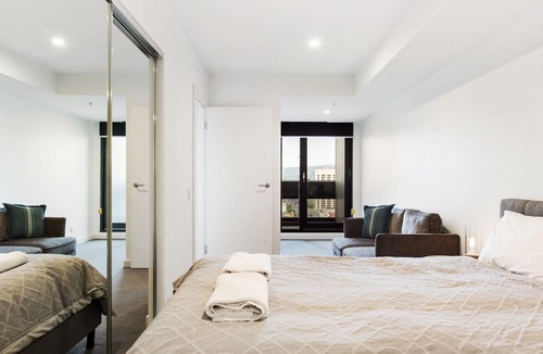 Adelaide Central Business District Apartment | Swainson on Grote