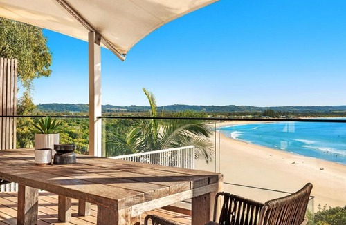 Byron Bay House | Sway - stunning 5 BR beach house with pool