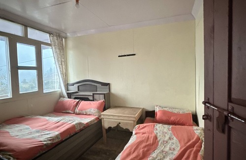 Thulo Syabru Bed & Breakfast | Syabru Nomads Basecamp