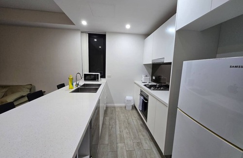 Rosebery Apartment | SYD Rosebery 2BR 034 Apt Close to CBD & Airport