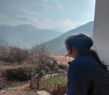 Bomdila Hotel | Taleries Stays