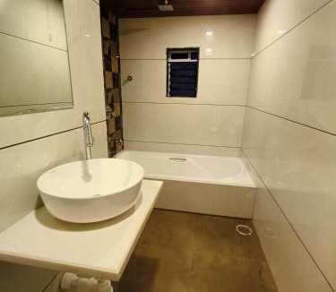 Bhiwandi Hotel | Tanish Lodging & Boarding