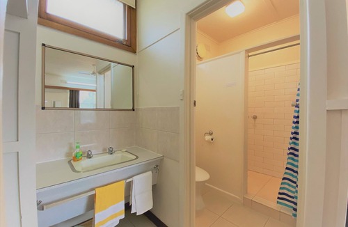 Terang Hotel | Terang Motor Inn