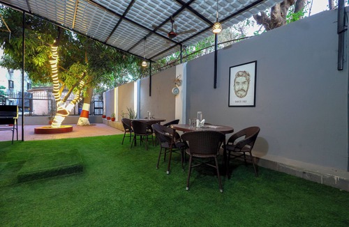 Kandivali East House | Terrace BBQ Villa & Pool Table & Thakur Complex