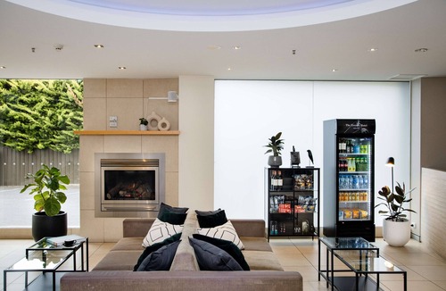 Adelaide Central Business District Hotel | Terrace Hotel Adelaide