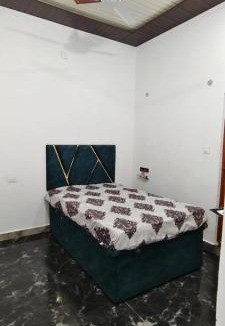 Mathura House | Thakur place