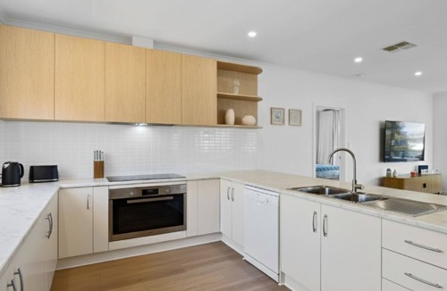 Carrickalinga House | Thalassa - 2 Bennett Court