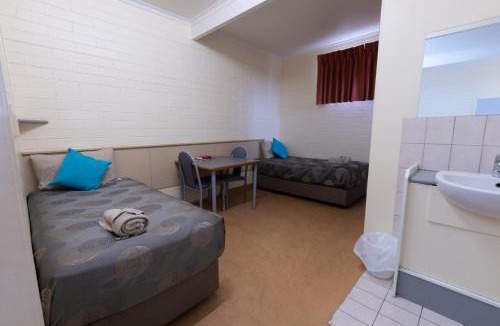 Broken Hill Hotel | The Argent Motel