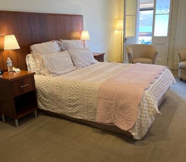 Broken Hill Hotel | The Astra Broken Hill