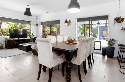 Balnarring Beach House | The Beach Barn - Balnarring Beach