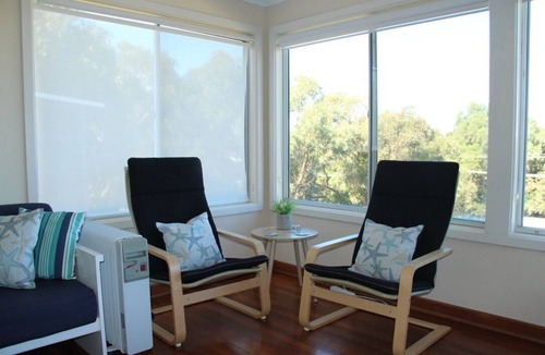 Guilderton House | The Beach Shack - OCEAN VIEWS, CLOSE TO THE BEACH