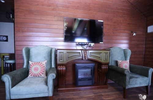 The Mall Road House | The beautiful log house